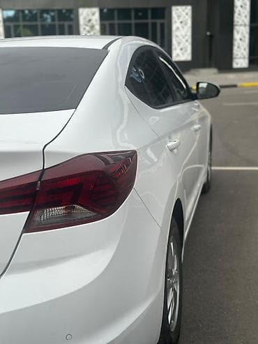Продажа авто: Hyundai Avante: 2020 г., 1.6 л, Вариатор, Бензин, Седан — 6