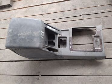 реставрация бронированных дверей: Nissan Patrol Y60 Подлокотник с консолью КПП, Ниссан Патрол Y60 — 1