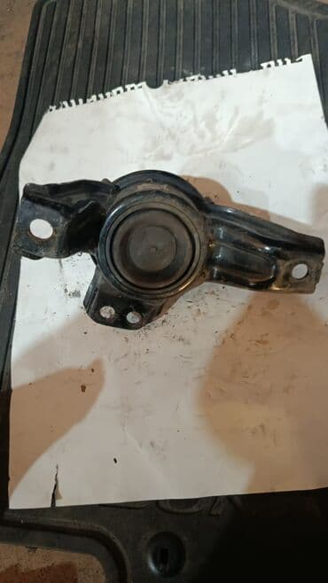 бу запчасти на хендай: Подушка мотора Hyundai 2015 г., Б/у, Оригинал — 3