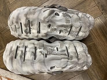 Жеке буюмдар: Саболор, 42, Crocs, Жаңы, түсү - Боз — 3