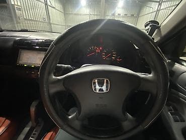 деловое авто: Honda Civic: 2002 г., Бензин, Седан — 3