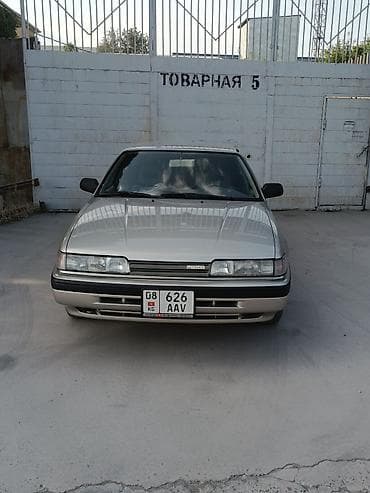 Mazda 626: 1987 г., 2 л, Механика, Бензин, Хэтчбэк