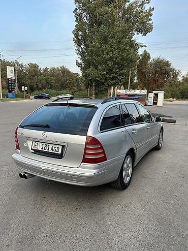 124 ешка: Mercedes-Benz C-Class: 2003 г., 3.2 л, Автомат, Газ, Универсал — 4