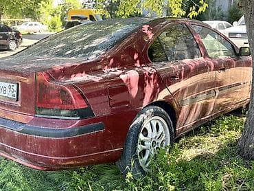 по региону: Volvo : 2004 г., 2.4 л, Автомат, Бензин, Седан — 5