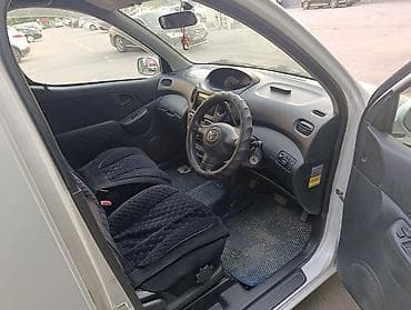 dodge caravan: Toyota Funcargo: 2003 г., 1.3 л, Автомат, Бензин, Минивэн — 9