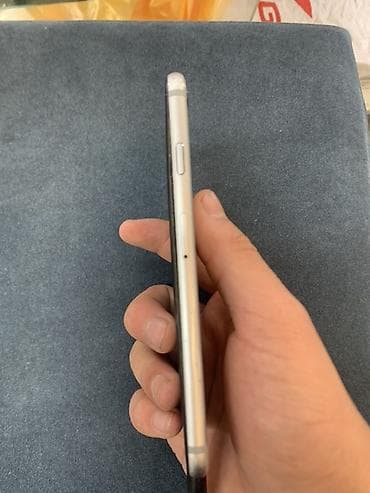 ipad 1: IPhone 6s, Б/у, Серебристый, Кабель — 1