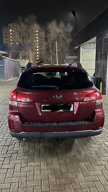 sym: Subaru Outback: 2010 г., 2.5 л, Вариатор, Универсал — 3