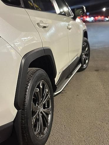 prius v: Toyota RAV4: 2022 г., 2.5 л, Вариатор, Бензин, Кроссовер — 6