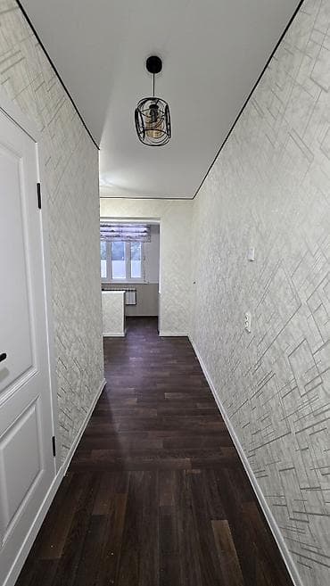 1 комната, 35 м², 105 серия, 2 этаж, Евроремонт