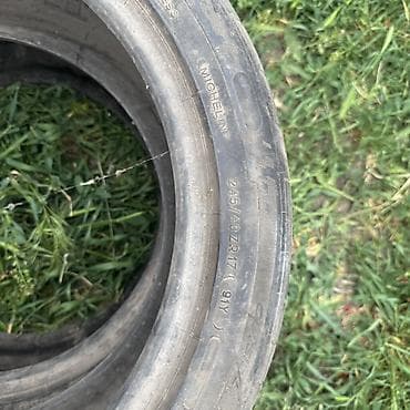 канте: Шины 245 / 40 / R 17, Лето, Комплект, Легковые, Michelin — 1