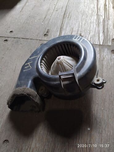 дополнительный вентилятор охлаждения: Mitsubishi Chariott Grandis Вентилятор печки, Митсубиши шариот грандис — 1