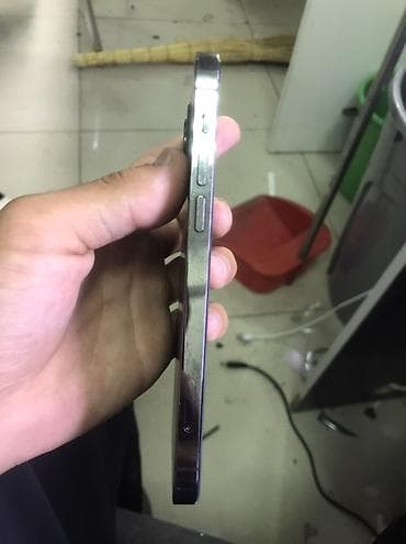 iphone 12про: IPhone 12 Pro, Б/у, 256 ГБ, Графит, Кабель, 100 % — 4
