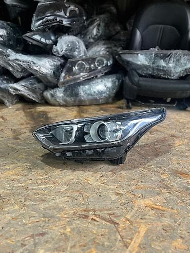 Рулевая часть: Комплект передних фар Kia 2019 г., Б/у, Оригинал — 3