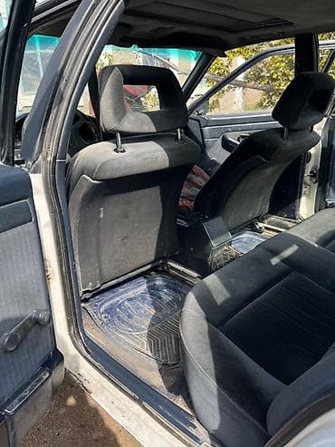 Audi: Audi 100: 1988 г., Ручные, Бензин, Седан — 7