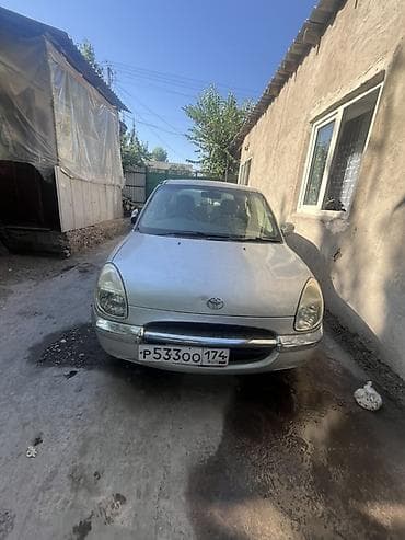 Toyota Duet: 2002 г., Хетчбек — 4