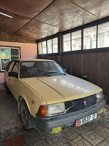 Унаа сатуу: Москвич 2141: 1990 г., 1.5 л, Кол менен иштөөчү, Бензин, Хетчбек — 1