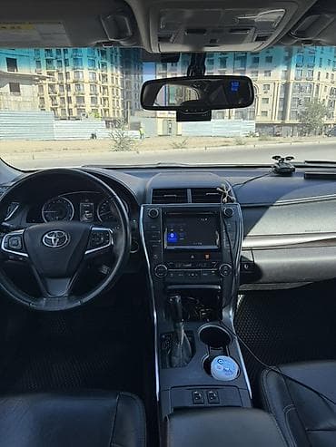 01: Toyota Camry: 2017 г., 2.5 л, Автомат, Бензин, Седан — 6