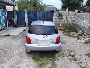 ist: Toyota Ist: 2003 г., 1.3 л, Автомат, Бензин, Хэтчбэк — 9