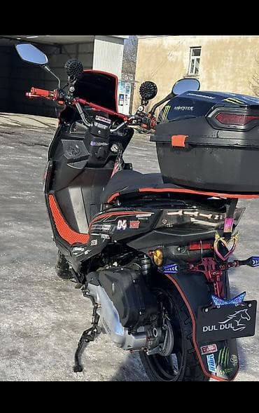 водные скутера: Продаю скутер Макси 🏍️ 2025 года новый ✅ Пробег 1900 км ✅ Все — 4