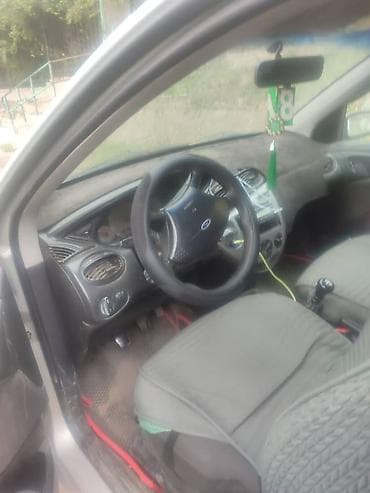 mazda 6: Ford Focus: 2001 г., Механика, Универсал — 2