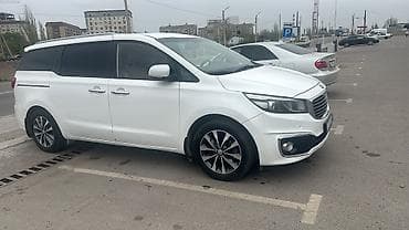 Kia Carnival: 2017 г., 2.2 л, Автомат, Дизель, Минивэн
