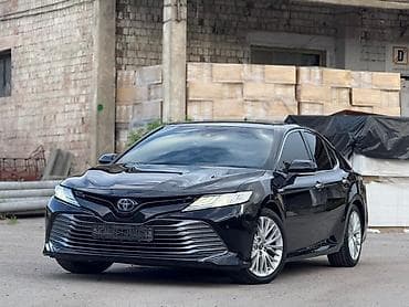 Toyota Camry: 2018 г., 2.5 л, Вариатор, Гибрид, Седан at lalafo.kg Toyota Camry: 2018 г., 2.5 л, Вариатор, Гибрид, Седан