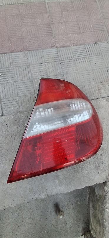 Задний левый стоп-сигнал Toyota 2002 г., Новый, Оригинал, Япония