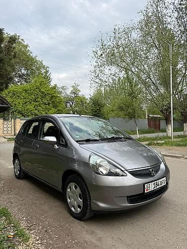 Honda Jazz: 2006 г., 1.4 л, Ручные, Бензин, Хэтчбэк