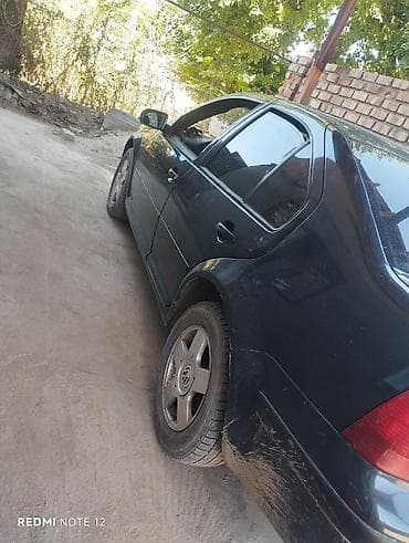 Унаа: Volkswagen Bora: 2003 г., 2 л, Автомат, Бензин, Седан — 2