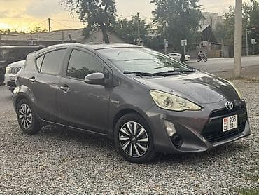 тойота приус с: Toyota Prius C: 2016 г., Гибрид, Хэтчбэк — 1