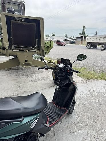 макси 150 куб: Скутеретта 150 куб. см, Бензин, Новый — 5