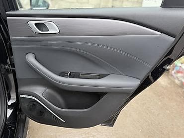 infinity g: Geely : 2026 г., Седан — 7