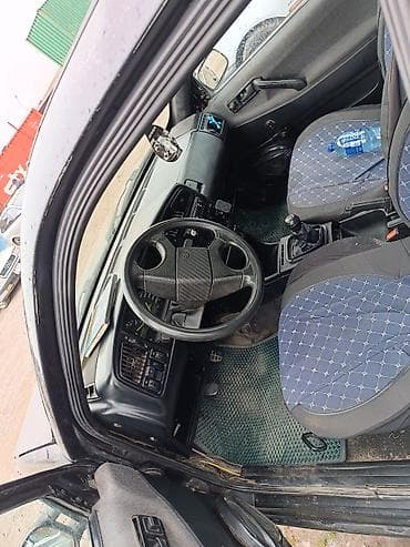 step rf3: Volkswagen Amarok: 1992 г., Ручные, Бензин, Минивэн — 5