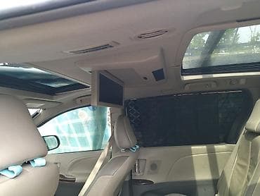 д 4: Toyota Sienna: 2011 г., Минивэн — 2