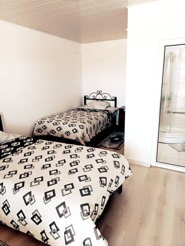 сколько стоит машина на пульте управления: Коттедж, РОШЕЛЬ Бостери, Парковка, стоянка, Охраняемая территория, Барбекю — 7