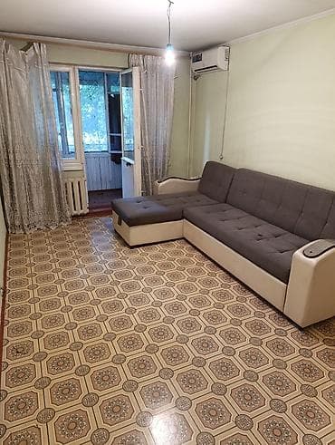 карвее: 1 комната, 31 м², 104 серия, 1 этаж, Старый ремонт — 2