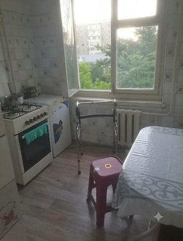 мечит: 3 бөлмө, 58 м², Борбордук мечит 104-серия, 4 кабат, Ремонт талап кылынат — 2