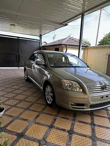 Toyota Avensis: 2005 г., 1.8 л, Автомат, Бензин, Седан