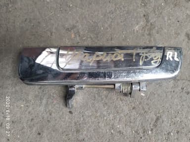 Mitsubishi Pajero IO \ Chariot Grandis дверная ручка, Митцубиси at lalafo.kg Mitsubishi Pajero IO \ Chariot Grandis дверная ручка, Митцубиси