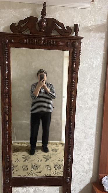 столик журнал дерево: Туалетный столик, Б/у, С зеркалом, цвет - Коричневый, Дерево — 2