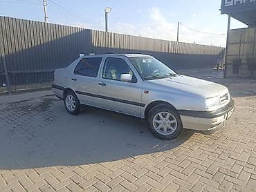 gen kg: Volkswagen Vento: 1993 г., 1.8 л, Ручные, Бензин, Седан — 2