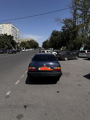 Volkswagen Passat: 1991 г., 1.8 л, Кол менен иштөөчү, Газ, Седан — 3