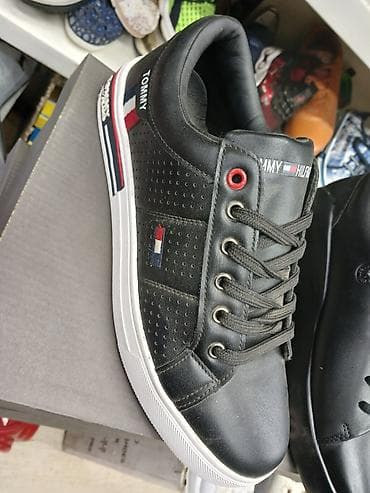 Мужская обувь: Мужской кроссовка полный черный размеры 40 41 42 43 44 — 9