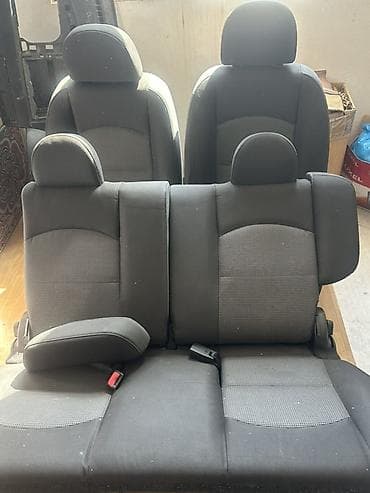 Комплект сидений, Ткань, текстиль, Mazda 2006 г., Б/у, Оригинал at lalafo.kg Комплект сидений, Ткань, текстиль, Mazda 2006 г., Б/у, Оригинал