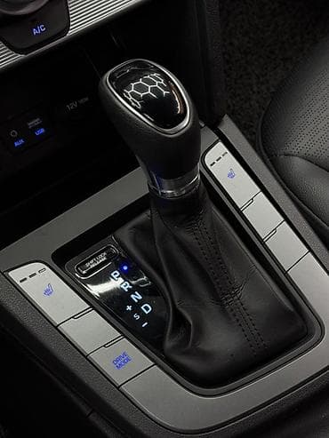 Hyundai Avante: 2019 г., 1.6 л, Вариатор, Бензин, Седан — 6