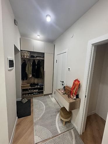 switch lite: Продаю 2х комнатную квартиру 60 квадратов Район 4 гор больницы рядом — 3