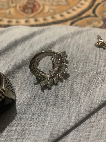 свадебное платья для беременных: Кольца (набор) 1) Женское кольцо с фиолетовым камнем Женские кольца — 10