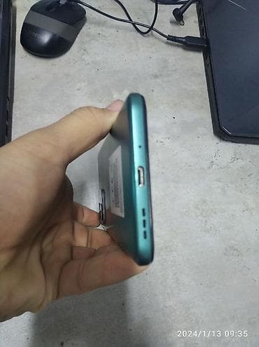 pro moser: Poco X5 5G, Б/у, 128 ГБ, цвет - Синий, 1 SIM, 2 SIM, eSIM — 4