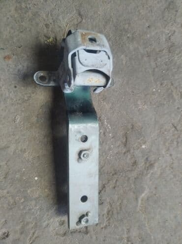 б у двухъярусные кровати: Isuzu Bighorn петля, Исузу Бигхорн петля Петля крышки багажника — 2