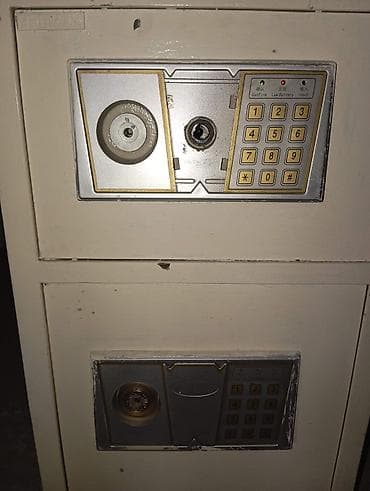 продам сейф бу: Сейф для денег и документов, Б/у, Кодовый, Противопожарная — 2
